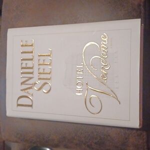 4/$40  "Hotel Vendome" by Danielle Steel - Hardcover Novel With Book Jacket